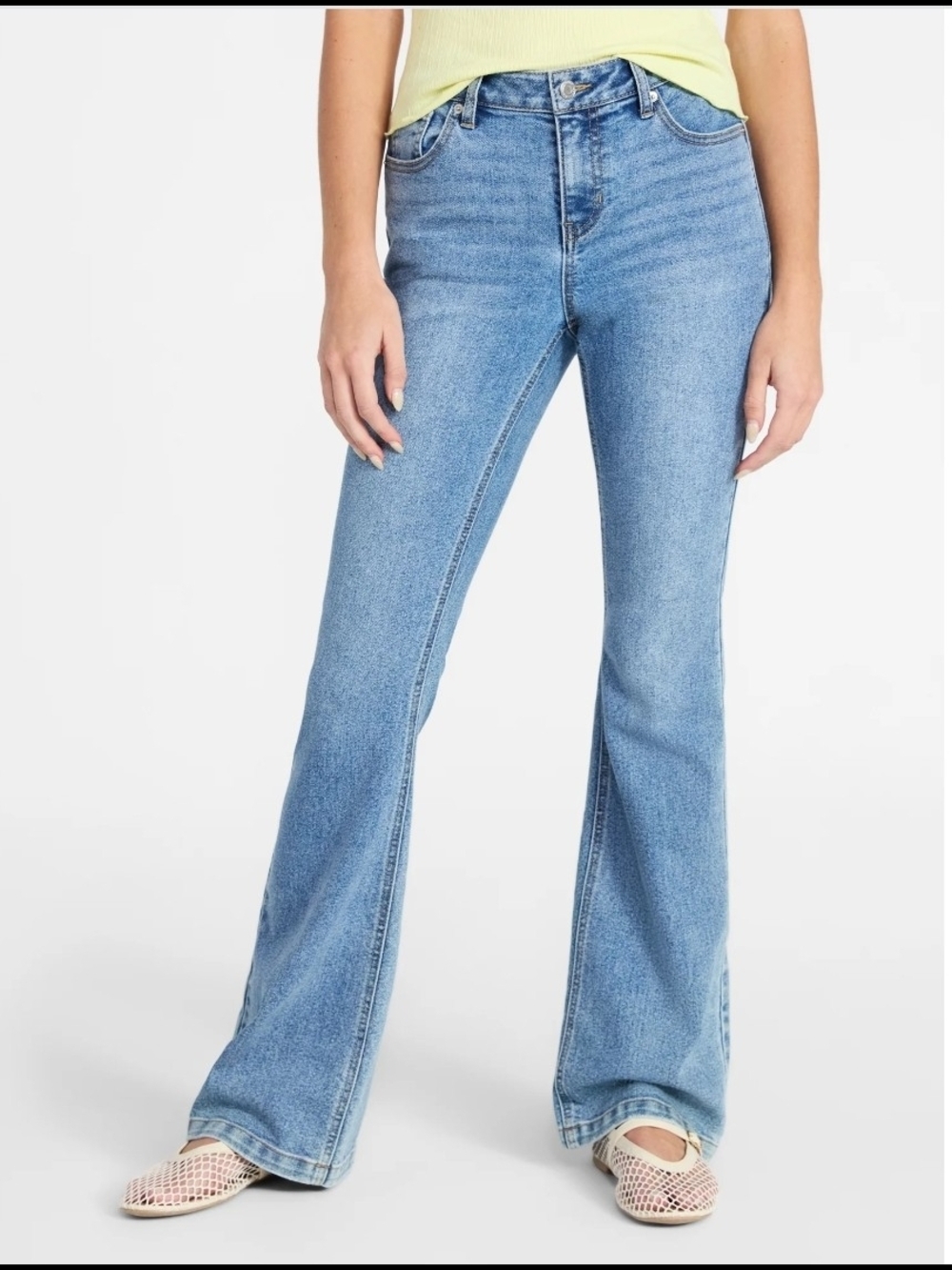 No Boundaries Women's Blue Bootcut Jeans NWT - Classic Medium Wash Denim